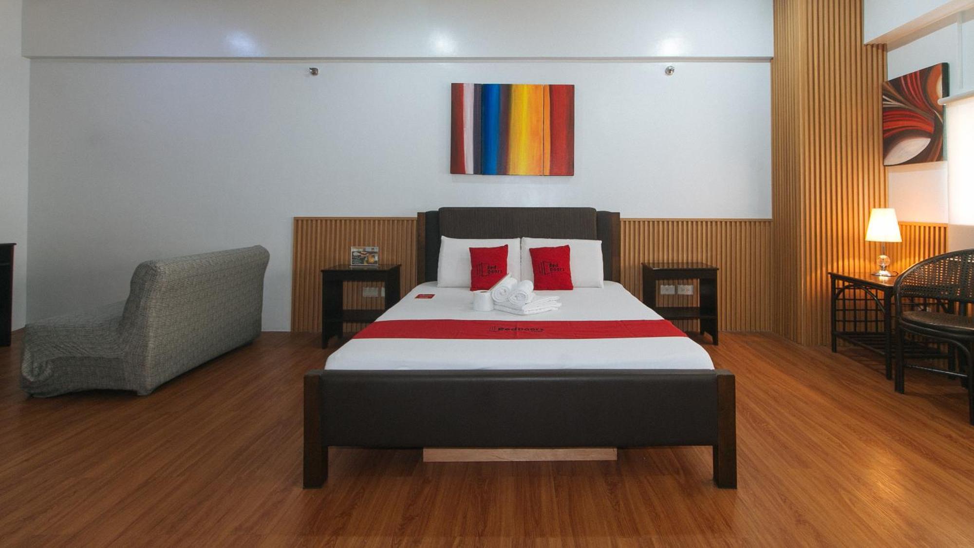 Hotel Reddoorz At Bp International Powerhouse Inc Near Sm Manila Exterior foto